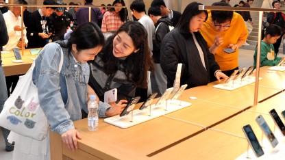 2023 war Apple Marktf&uuml;hrer bei den Smartphones in China. (Bild: Oriental Image via Reuters Connect) (Oriental Image via Reuters Connect)