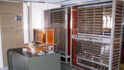 Nachbau des Zuse Z3 im Deutschen Museum in M&uuml;nchen (Bild: Wikipedia / Venusianer) (Wikipedia / Venusianer)