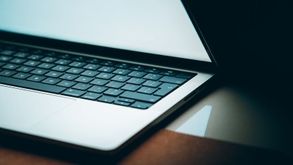 Eine Sicherheitslücke in MacOS gefährdet Apple-Nutzer. (Bild: pexels.com / Szymon Shields) (pexels.com / Szymon Shields)