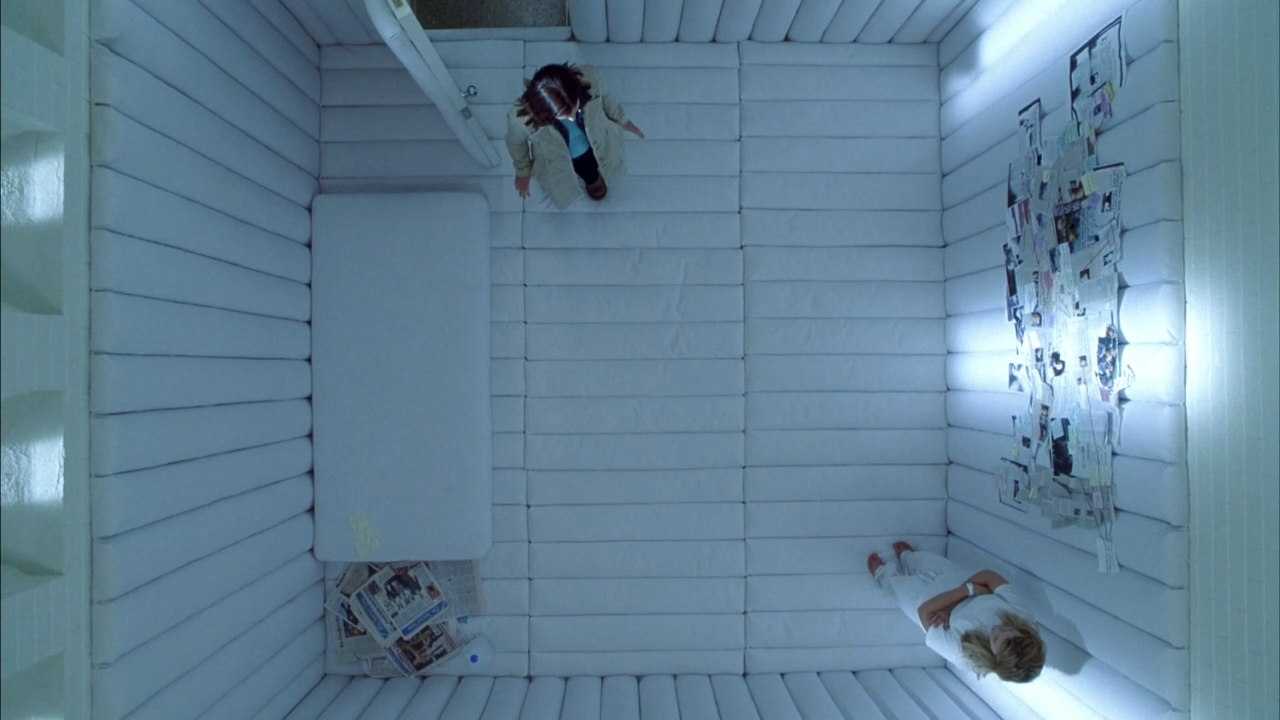 Final_Destination_2_(2003)_00.33.13.783.png